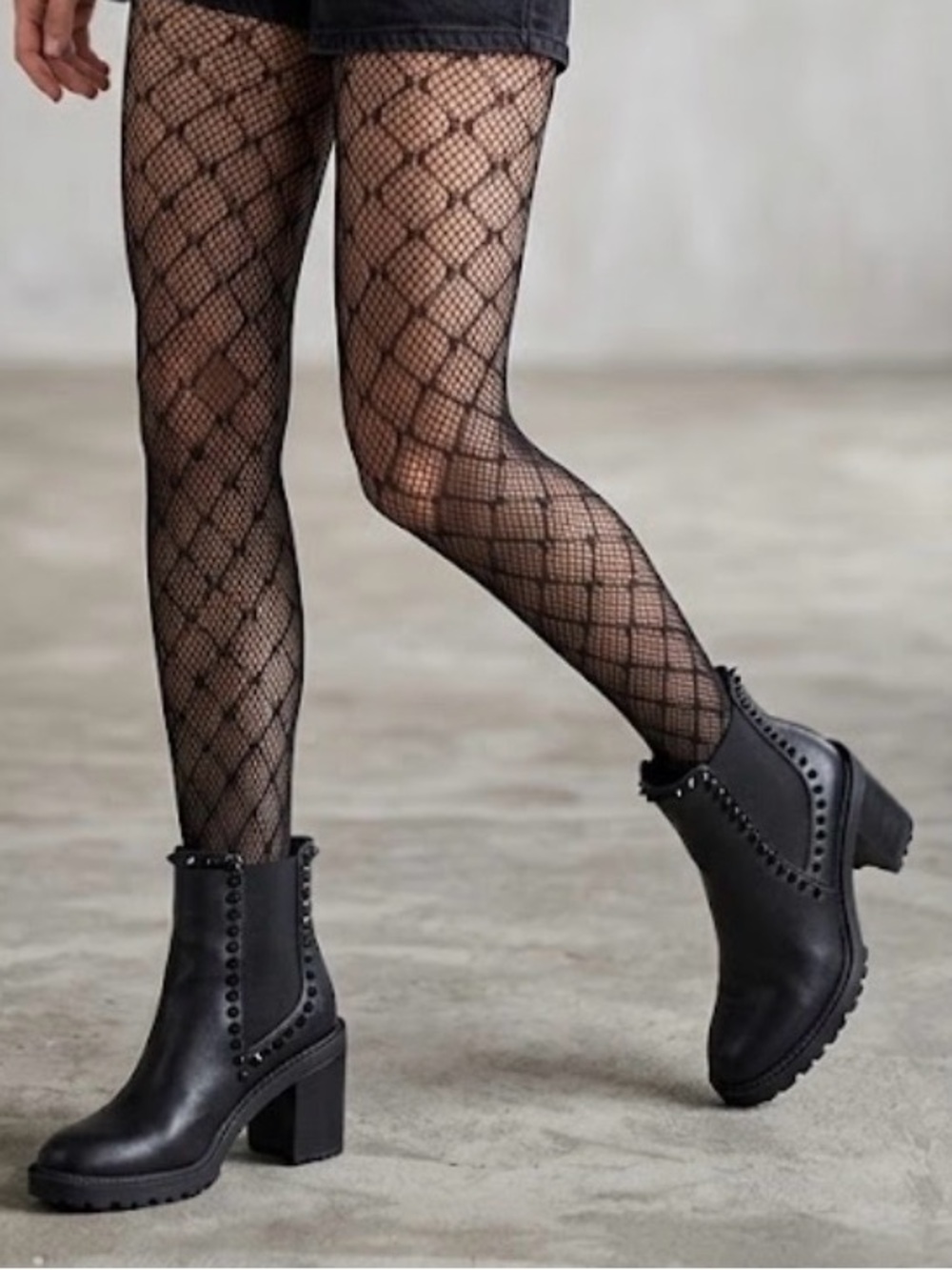 Jessica Simpson Black Ankle Boots – Size 8.5
